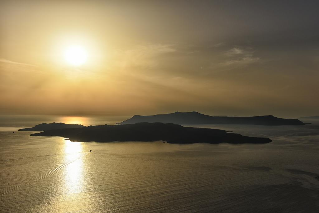 Lilium Hotel Santorini Fira  Exteriér fotografie
