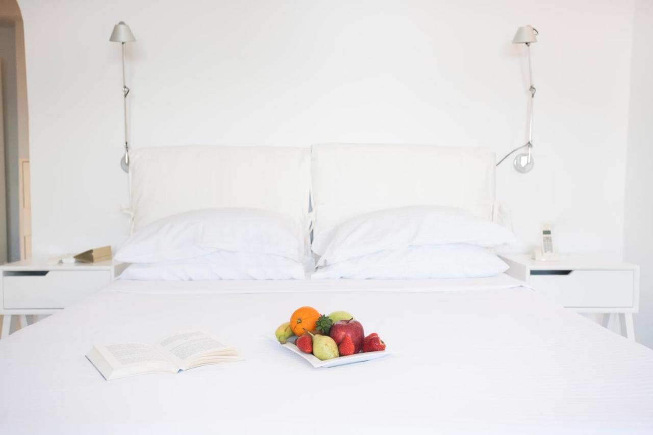 Lilium Hotel Santorini Fira  Exteriér fotografie